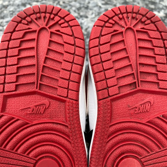 Nike Air Jordan 1 Mid TD White Gym Red Black 640735-122 Baby Toddler Size 7C - Picture 11 of 12